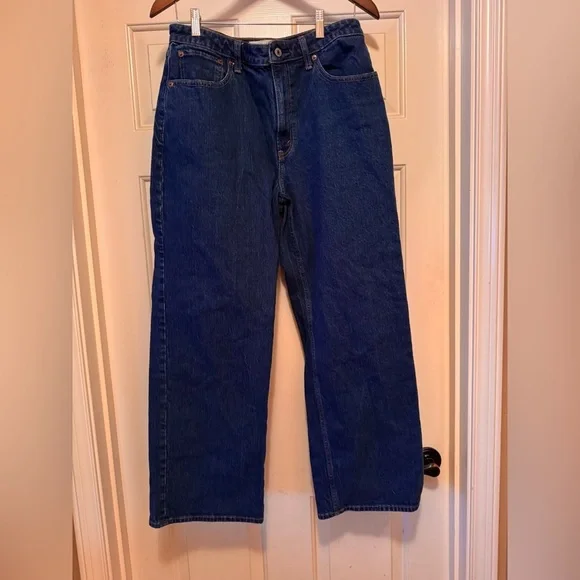 Abercrombie & Fitch Dark Blue 90’s relaxed high rise curve love Jeans- 31 short - Picture 9 of 12